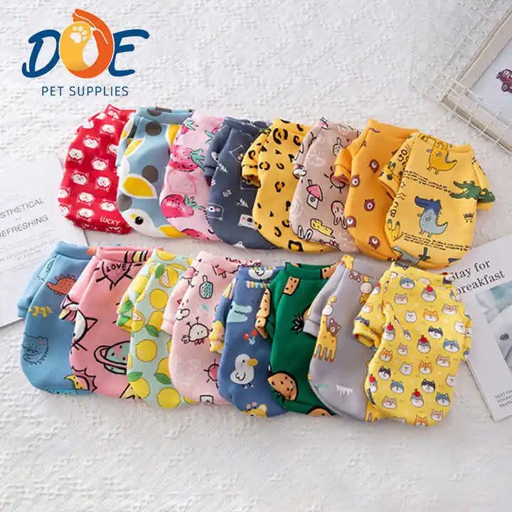 Novo Design Barato Multicolor Macio Velo Quente Pet Personalizado Em Branco Dog Clothes Outono Inverno Pet Dog Clothes Com Algodão Macio