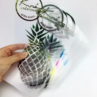 Film PET personnalisé de haute qualité, résistant aux UV, pour étiquettes de transfert thermique, écologique, imperméable, motifs de transfert thermique souples, prêt à presser sur les vêtements