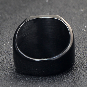 Bague carrée en acier inoxydable 18 mm gravée au laser avec motif de <span class=keywords><strong>jeu</strong></span> PUBG, bijou de mode pour homme, cadeau, couleur noire - Product Image 4