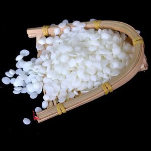 Cera de soja clásica orgánica pura de alta calidad perfumada 100% copos de cera de soja para velas de Pilar DIY directo de fábrica a bajo costo - Product Image 3