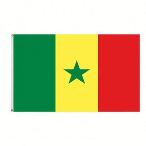 Banderas Rectangulares de Poliéster de Colores Vivos, Ecológicas, Impermeables, de Secado Rápido, Personalizadas, para Colgar/Volar, Deportivas, Rojas, Amarillas, Verdes, con Estrella - Product Image 1