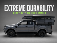Caisse de camionnette aménagée tout-terrain, légère, avec panneaux solaires et réservoir d'eau