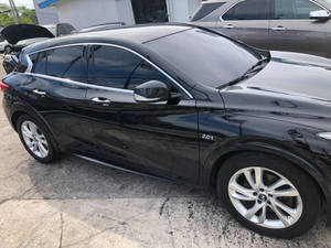 รถยนต์มือสองปี 2018 รุ่น QX30 Luxury 4 ประตู ครอสโอเวอร์ เบาะหนัง กล้องมองหลัง พวงมาลัยซ้าย ซันรูฟ ไฟหน้า LED ถุงลมนิรภัย 8 ถุงลม ระบบสัมผัส - Product Image 4