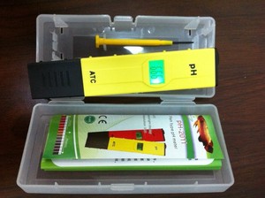 Penjualan laris pena Digital portabel tipe pena akurasi tinggi tahan air <span class=keywords><strong>PH</strong></span> <span class=keywords><strong>Meter</strong></span> EC <span class=keywords><strong>Meter</strong></span> instrumen dengan cahaya hitam dengan suhu - Product Image 4