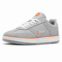 En gros Baskets basses en toile et daim assemblés à lacets avec semelle en caoutchouc épaisse pour le style de vie et le streetwear