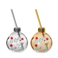 Vente en gros de gobelets transparents en verre pour boire en forme de boule de Noël avec gobelets en paille