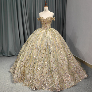 Para DY6555 Vestido de Quinceañera Moderno Largo hasta el Suelo Dorado con Pedrería y Encaje Floral con Escote Corazón Ecológico - Product Image 3