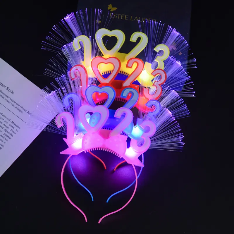 램프 선물 후프 액세서리 도매 LED 광섬유 파티 용품 조명 깜박이는 모자 2023 새해 모자