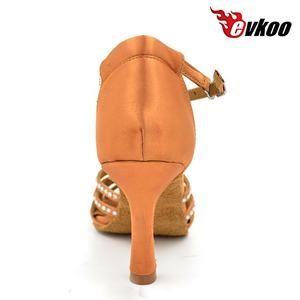 Vendita calda EVKOO raso in Suede di cristallo tacchi alti comodi <span class=keywords><strong>da</strong></span> <span class=keywords><strong>ballo</strong></span> <span class=keywords><strong>da</strong></span> <span class=keywords><strong>donna</strong></span> <span class=keywords><strong>scarpe</strong></span> <span class=keywords><strong>da</strong></span> 8.5CM tacco in Suede tessuto Sole - Product Image 5
