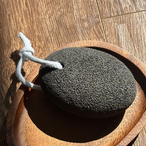 Piedra Pómez Volcánica para Pies, Removedor <span class=keywords><strong>de</strong></span> Callos Negro para Talones y Palmas, Herramienta <span class=keywords><strong>de</strong></span> Exfoliación para Pedicura, Piel Seca y Muerta - Product Image 2