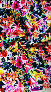 Muestra gratis 82% poliéster 18% Spandex UPF 20 ~ 50 + tela de baño para ropa deportiva vestido Lencería Yoga Leggings China transpirable - Product Image 3