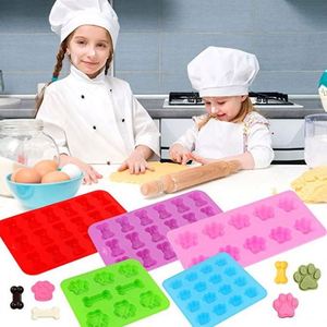 Moldes de Silicona para Chocolate y Dulces, Moldes de Hielo de Silicona Personalizados Antiadherentes con Formas de Corazones y Estrellas - Product Image 3