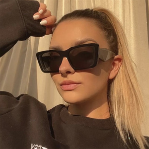 <span class=keywords><strong>2022</strong></span> nueva <span class=keywords><strong>moda</strong></span> superventas gafas <span class=keywords><strong>de</strong></span> sol cuadradas <span class=keywords><strong>de</strong></span> gran tamaño <span class=keywords><strong>para</strong></span> <span class=keywords><strong>mujer</strong></span> <span class=keywords><strong>lentes</strong></span> <span class=keywords><strong>de</strong></span> gradiente <span class=keywords><strong>de</strong></span> alta calidad rojo PC contorno blanco barato - Product Image 2