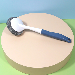 Spazzola per Pulizia Piatti e Stoviglie con Testa in Acciaio, Rimuove Avanzi di Cibo, Utensile da Cucina a Meno di Un Dollaro - Product Image 2