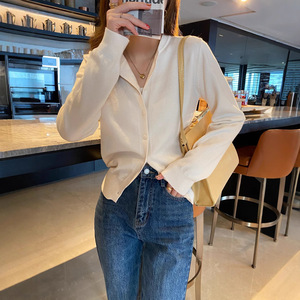 Cárdigan de punto para mujer, manga larga, color amarillo mostaza, ropa de abrigo para otoño e invierno, suéter de estilo informal japonés y coreano, talla única - Product Image 4