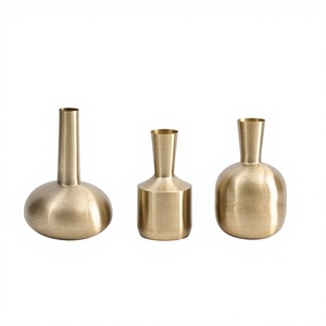แจกันอะลูมิเนียมแบบมินิมอลปรับแต่งได้ งานแฮนด์เมด ของตกแต่งบ้าน - Product Image 1