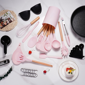 38 إكسسوارات مطبخ للبيع بالجملة أدوات طبخ أدوات مطبخ بمقبض خشبي سيليكون غير لاصق - Product Image 4