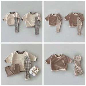 Conjunto de ropa para niños recién nacidos, 2 piezas, algodón, manga larga, a cuadros, suave - Product Image 2