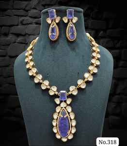 Ensemble de boucles d'oreilles collier élégant à motif floral en alliage d'argent bijoux de mariée de luxe en diamant américain pour les fiançailles ou les anniversaires - Product Image 4