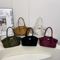 Sacs fourre-tout décontractés pour femmes, nouvelle collection hiver 2025, style occidental plissé, sac à bandoulière tendance