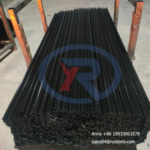 Poteaux <span class=keywords><strong>de</strong></span> signalisation <span class=keywords><strong>en</strong></span> <span class=keywords><strong>U</strong></span> noir <span class=keywords><strong>de</strong></span> luxe <span class=keywords><strong>de</strong></span> 2 lb 8 'Foot - Product Image 2