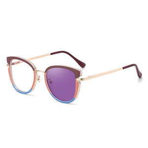 Nuevas gafas de sol ópticas con montura cuadrada de estilo europeo para mujer, fotocromáticas, anti luz azul, UV400, lentes de PC, empaque en caja. - Product Image 4