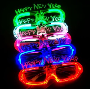 Gafas LED intermitentes, gafas iluminadas, <span class=keywords><strong>Feliz</strong></span> Año Nuevo, marco <span class=keywords><strong>de</strong></span> gafas brillantes, decoraciones navideñas para fiestas - Product Image 3