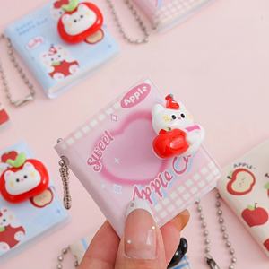 Cuaderno de Bolsillo Kawaii <span class=keywords><strong>con</strong></span> Colgante de Resina de Gato <span class=keywords><strong>con</strong></span> Manzana, Papel de Escritura Suave y Cadena para Colgar, Ideal para Escribir <span class=keywords><strong>en</strong></span> el Diario - Product Image 4
