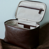 Sac de maquillage très vendu, sac de toilette portable de voyage, sac de rangement cosmétique pratique de grande capacité, aspect haut de gamme