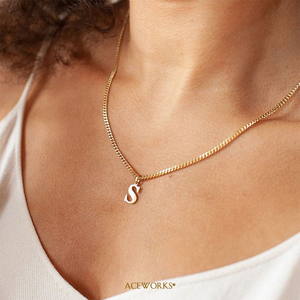 Abalorios con Letras del Alfabeto |   Colgante de Acero Inoxidable Chapado en Oro PVD de 18K con Inicial para Creación de Joyería DIY |   Duradero e Hipoalergénico - Product Image 4