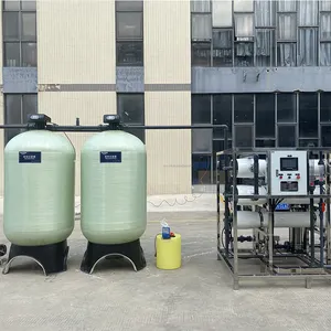 Machine Équipement d'eau Fournisseur chinois Machine de filtration d'eau Réservoir d'eau Filtre en acier inoxydable Système d'osmose inverse