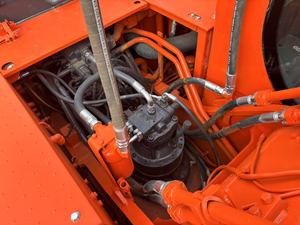 รถขุดตีนตะขาบ Doosan DX300 มือสอง ขนาด 30 ตัน พร้อมเครื่องยนต์ มอเตอร์ เกียร์ ลูกปืน รุ่นปี 2023 สำหรับขาย - Product Image 5