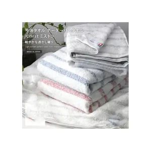 Vente en gros, impression personnalisée, logo brodé, serviettes blanches pour hôtel/maison, serviette de bain de plage en éponge douce absorbante de luxe 100% coton