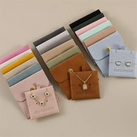 Sac cadeau d'emballage de bijoux en microfibre gris élégant avec logo personnalisable, livraison rapide Peike, avec bouton pression et rembourrage intérieur