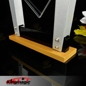 Fabricant de cartes à jouer, de poker et d'accessoires de magie King Magic, vente en gros pour les fêtes et les concours de talent. - Product Image 5