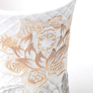 Set di 5 Accessori per il Bagno in Ceramica Bianca Opaca con Motivo Floreale in Rilievo JIA SHUN - Product Image 4