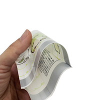 Film d'étiquette extensible en PVC souple brillant imprimé sur mesure pour l'emballage alimentaire, lait, huile d'olive, nouilles, bouteilles