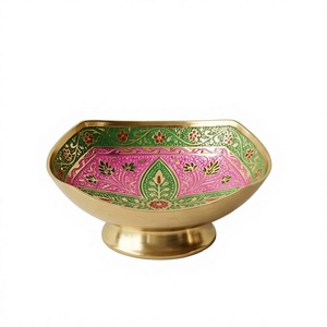 Frutero de Latón para Mesa, Acabado Esmaltado, Tazón para Aperitivos, Plato Decorativo de Metal, Diseño Floral Rosa y Verde, Regalos de Boda - Product Image 1