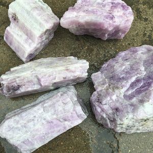 Naturale grezzo grezzi <span class=keywords><strong>kunzite</strong></span> cristallo di quarzo tumbled <span class=keywords><strong>pietra</strong></span> di guarigione Della <span class=keywords><strong>Pietra</strong></span> Preziosa di cristallo di <span class=keywords><strong>pietra</strong></span> per la decorazione - Product Image 6