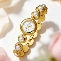 Jam Tangan Wanita Quartz Emas Mutiara Elegan dengan Dial Mutiara untuk Wanita