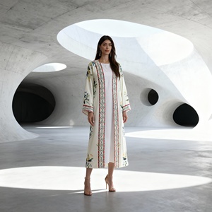 Robe Abaya élégante en polyester avec strass thermocollants de haute qualité pour femmes musulmanes, vente en gros personnalisée ODM, nouveau style - Product Image 2