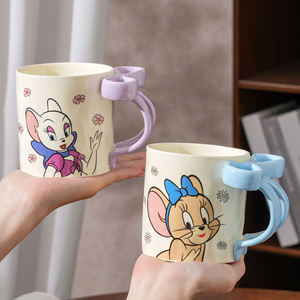 Ensemble de tasses en céramique Tom et Jerry avec poignée, design cartoon, pour le bureau ou la maison - Product Image 4