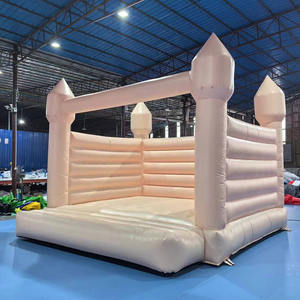 Château gonflable commercial extérieur blanc pour <span class=keywords><strong>location</strong></span>, idéal pour mariages et fêtes, en PVC, capacité 300 kg, facile à installer - Product Image 2