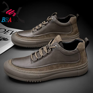 Nouvelles baskets à lacets pour hommes 2025, légères, antidérapantes, respirantes, chaussures de marche décontractées, plateforme, design italien - Product Image 3