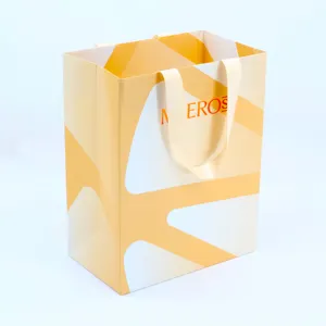 حقيبة هدايا الزيزو الزاهية الملونة بطباعة مخصصة للبيع بالجملة حقائب ورقية مزخرفة للتسوق والملابس