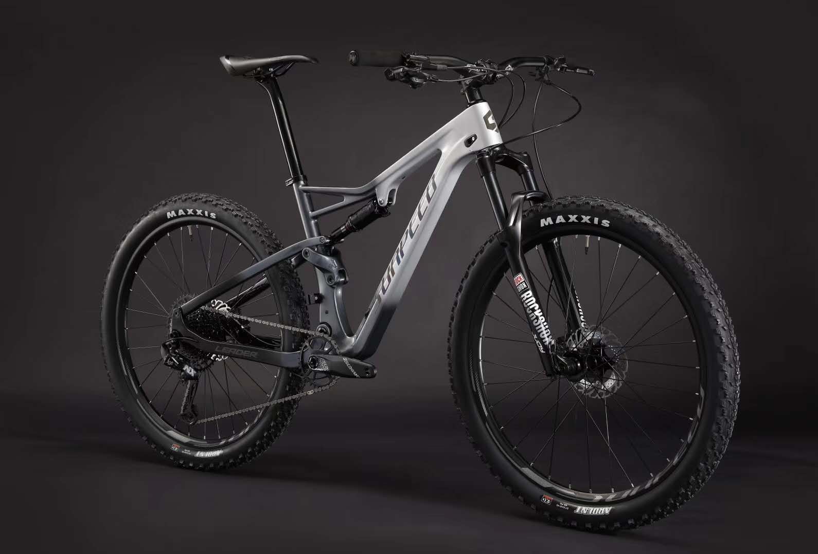 クロスカントリー　マウンテンバイク　カーボン　フレーム　29インチ　54サイズ クロスカントリーMTB「BIG.NINE」シリーズの第3世代モデルを発表
