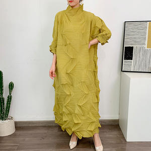 Abito Plissettato Miyake <span class=keywords><strong>da</strong></span> <span class=keywords><strong>Donna</strong></span>, Stile Casual alla Moda, Irregolare, Ampio, <span class=keywords><strong>Taglie</strong></span> <span class=keywords><strong>Forti</strong></span>, con Cintura, Design Originale - Product Image 2