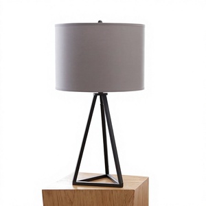 Lámpara de Mesa Moderna de Metal con Pantalla de Tambor LED AC E26, Lámpara de Pie para Dormitorio con Interruptor, para Decoración de Hoteles - Product Image 1
