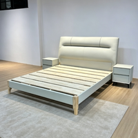 Lit en cuir moderne fabriqué en Chine, lit rembourré, meubles de chambre à coucher, cadre de lit adapté à tous les styles de chambre à coucher