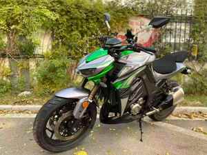 Moto d'occasion Kawasaki Style N19 <span class=keywords><strong>Boa</strong></span> Constrictor National IV EFI Bicylindre Refroidissement par eau 400CC Double sortie Quatre rangées - Product Image 2